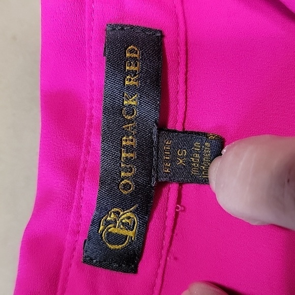 Outback Red Size XS Bright Fuchsia Long Sleeve Button Down Blouse, Exc. Cond. - Picture 10 of 11